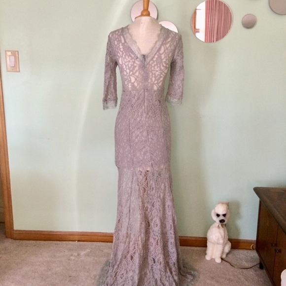Lulu’s Lace Maxi Dress - Picture 4 of 8